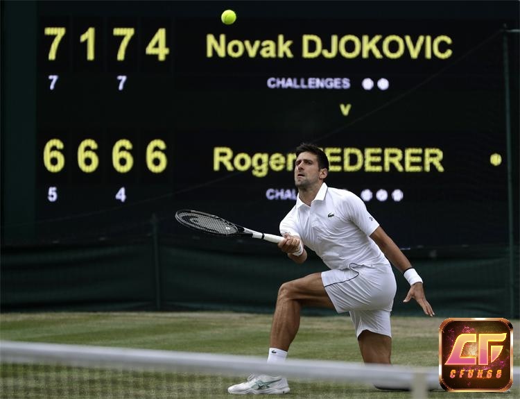 Loạt tie break nghẹt thở của Novak Djokovic và Roger Federer