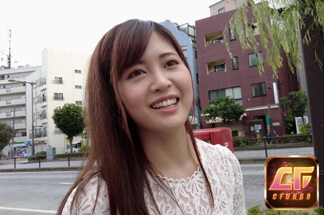 Cô vào nghề từ khi còn rất trẻ