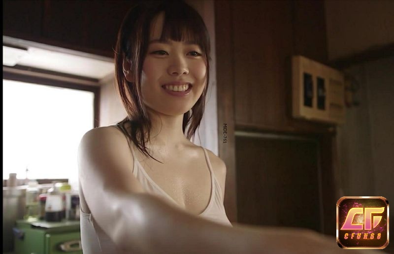 Cô nhân viên Massage xinh đẹp Sakura