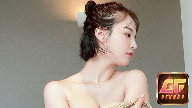 Nữ diễn viên quyến rũ và đa tài