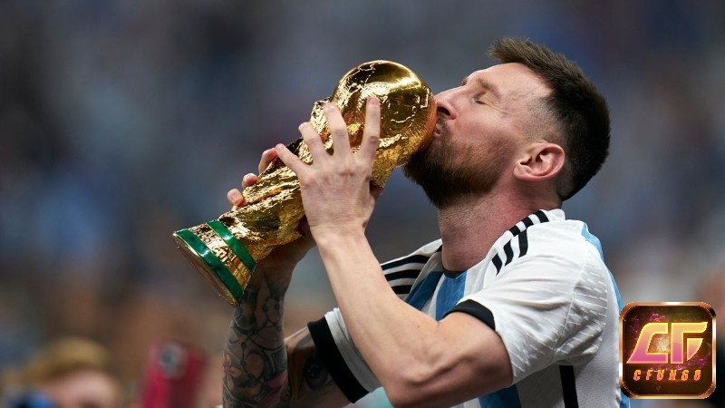 Lionel Messi đang là một siêu sao bóng đá cầu thủ giàu nhất thế giới