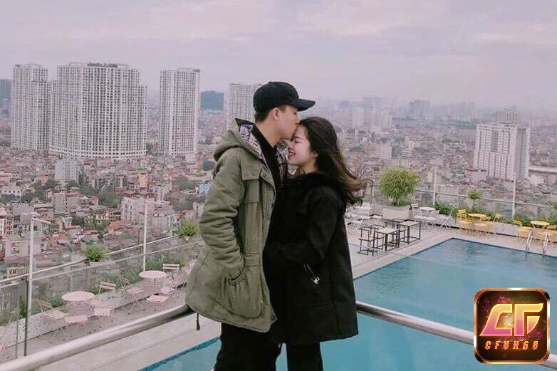 Ngủ mơ thấy chị gái đi chơi với người yêu là dự báo không tốt