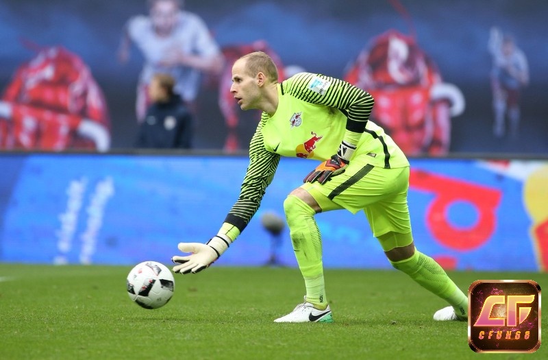 Peter Gulacsi luôn thi đấu đầy kinh nghiệm