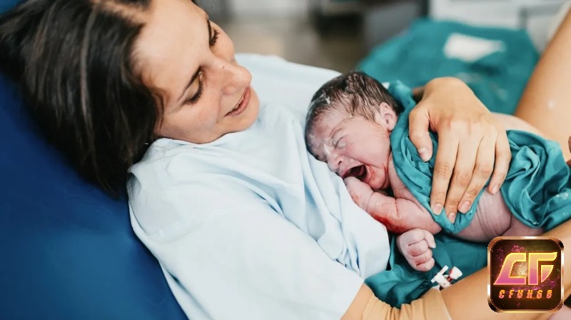 Mơ thấy mình sinh non nhắc nhở bạn không nên tiết lộ bất kỳ bí mật nào