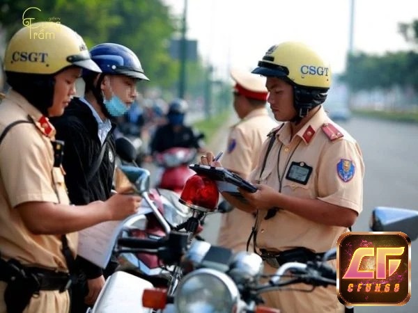 Đang gặp phải rất nhiều khó khăn trong chuyện tình cảm