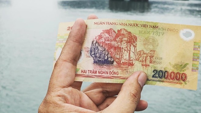 Nằm mơ thấy tiền 200 nghìn: Giải mã con số tài lộc