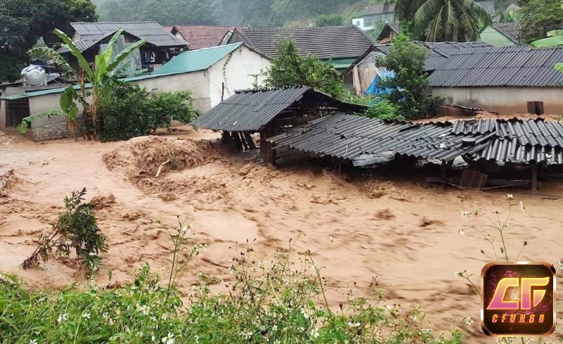 Chiêm bao thấy nước lũ lên nhanh đại diện cho sự trì trệ, không thể thích ứng nhanh