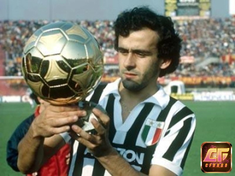 Tiền vệ hay nhất World Cup - Michel Platini (Pháp)