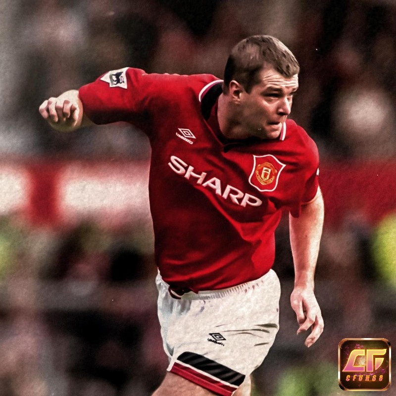 Hậu vệ hay nhất Ngoại hạng Anh - Gary Pallister
