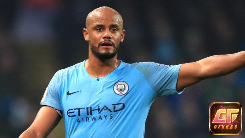 Hậu vệ hay nhất Ngoại hạng Anh - Vincent Kompany
