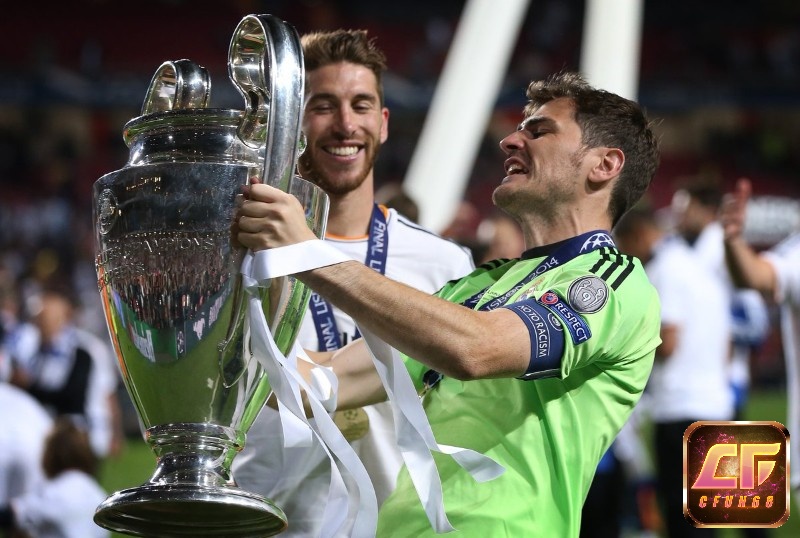 Cái tên Iker Casillas là không thể thiếu trong danh sách này