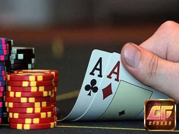 Xì bài trong thuật ngữ xì dách gồm lá A chuồn - A rô