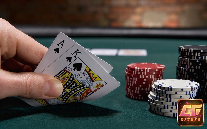 Luật chơi là nền móng quan trọng để bạn tự tin áp dụng cách chơi poker vn trong thực tế.