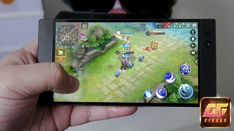 MOBA và game chiến thuật hấp dẫn người chơi với lối chơi đồng đội và tính chiến lược cao.