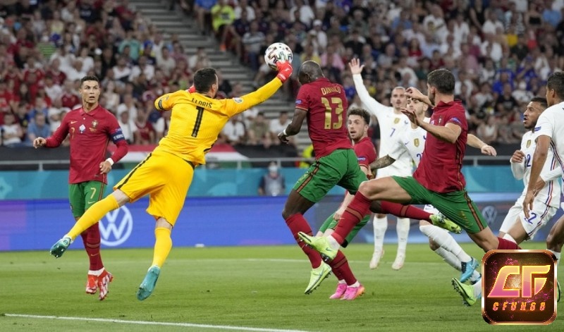 Những điều kiện ngoại cảnh tác động đến tổng bàn thắng.