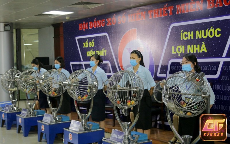 Xổ số kiến thiết địa phương đảm bảo tính minh bạch cao với quy trình quay số công khai và giám sát chặt chẽ trong so sánh xổ số kiến thiết vs Vietlott.