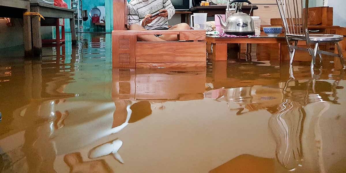 Giải mã giấc mơ thấy nước tràn vào nhà đánh đề số mấy?